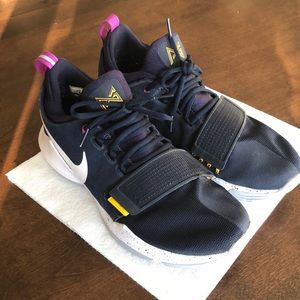 Nike PG1 Bait